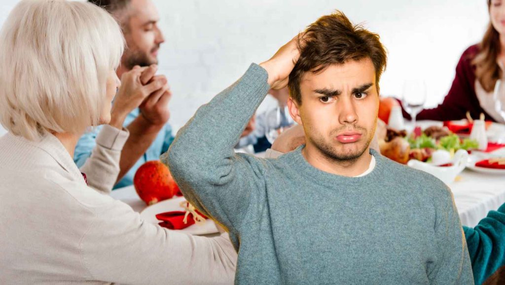 Signs you grew up in a dysfunctional family 1024x579 jpg